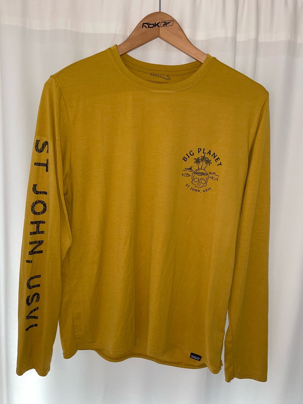 Patagonia yellow surf capilene long sleeve men’s M medium Big Planet St John